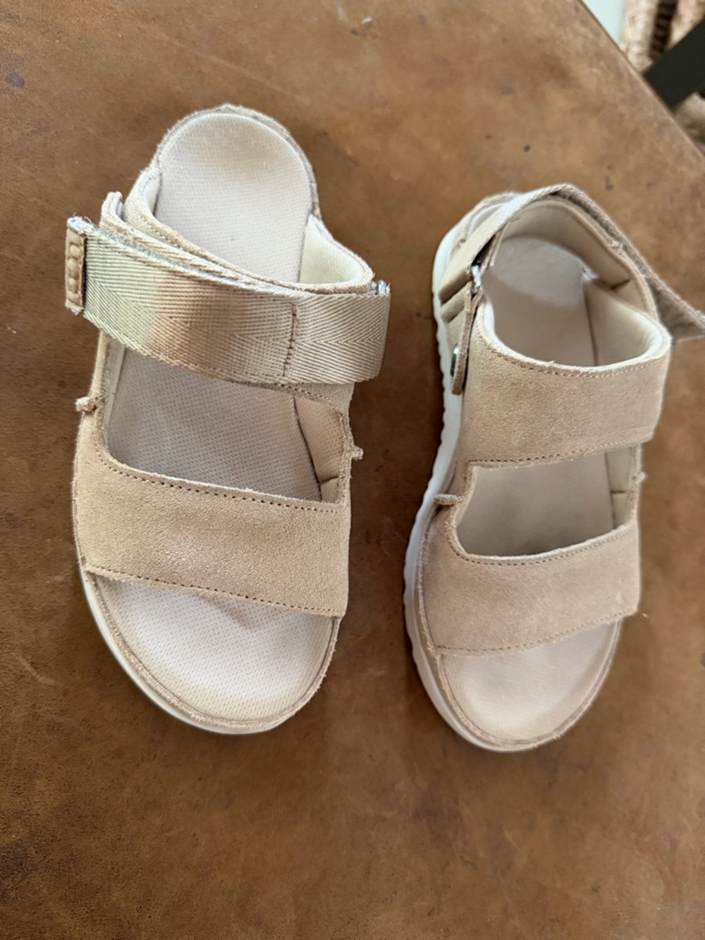 UGG Kids Tan Suede Hook-and-Loop Sandals